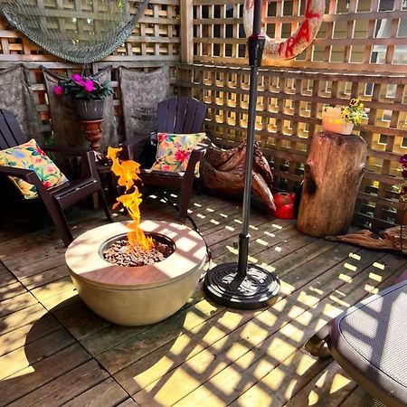 Seas The Day House 5 Star Hottub Pets Bbq Fire Premier Location Hotel Gibsons Bagian luar foto